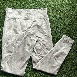 Gymshark Adapt Animal Butterfly Seamless Legging’s Size Medium